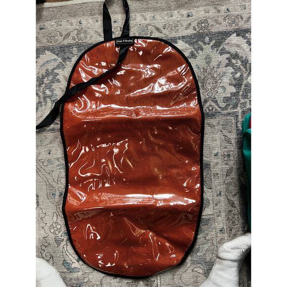 Timi & Leslie Diaper Bag - Pebbled Leather vibe. - Picture 4 of 6